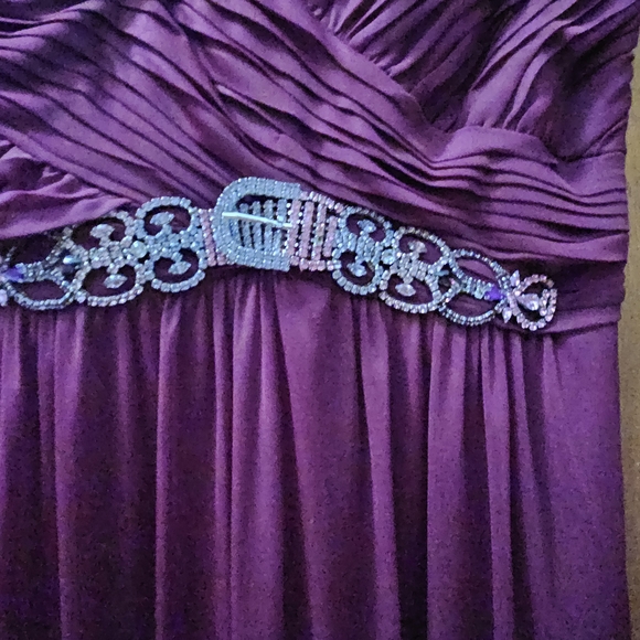 Signature by Sangria Lace and Pleated Plum Dress - Picture 2 of 5